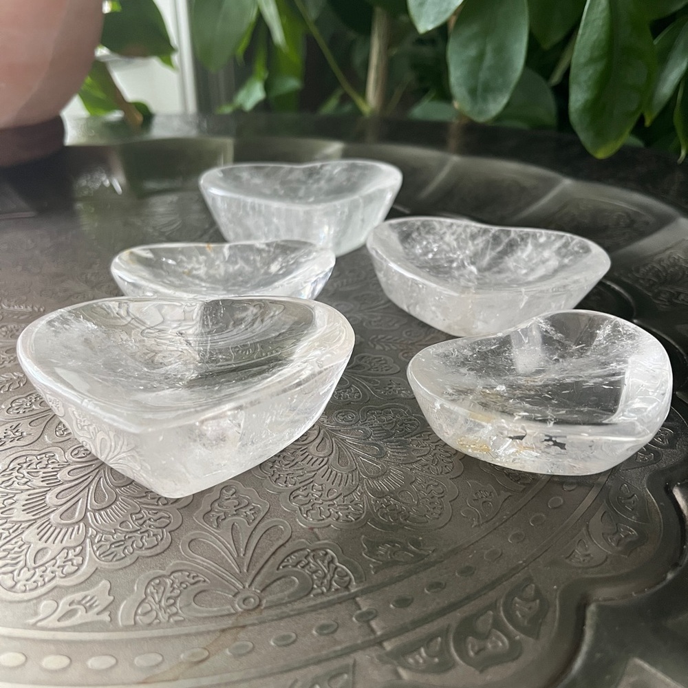 Crystal quartz heart dish - Picture 2 of 5